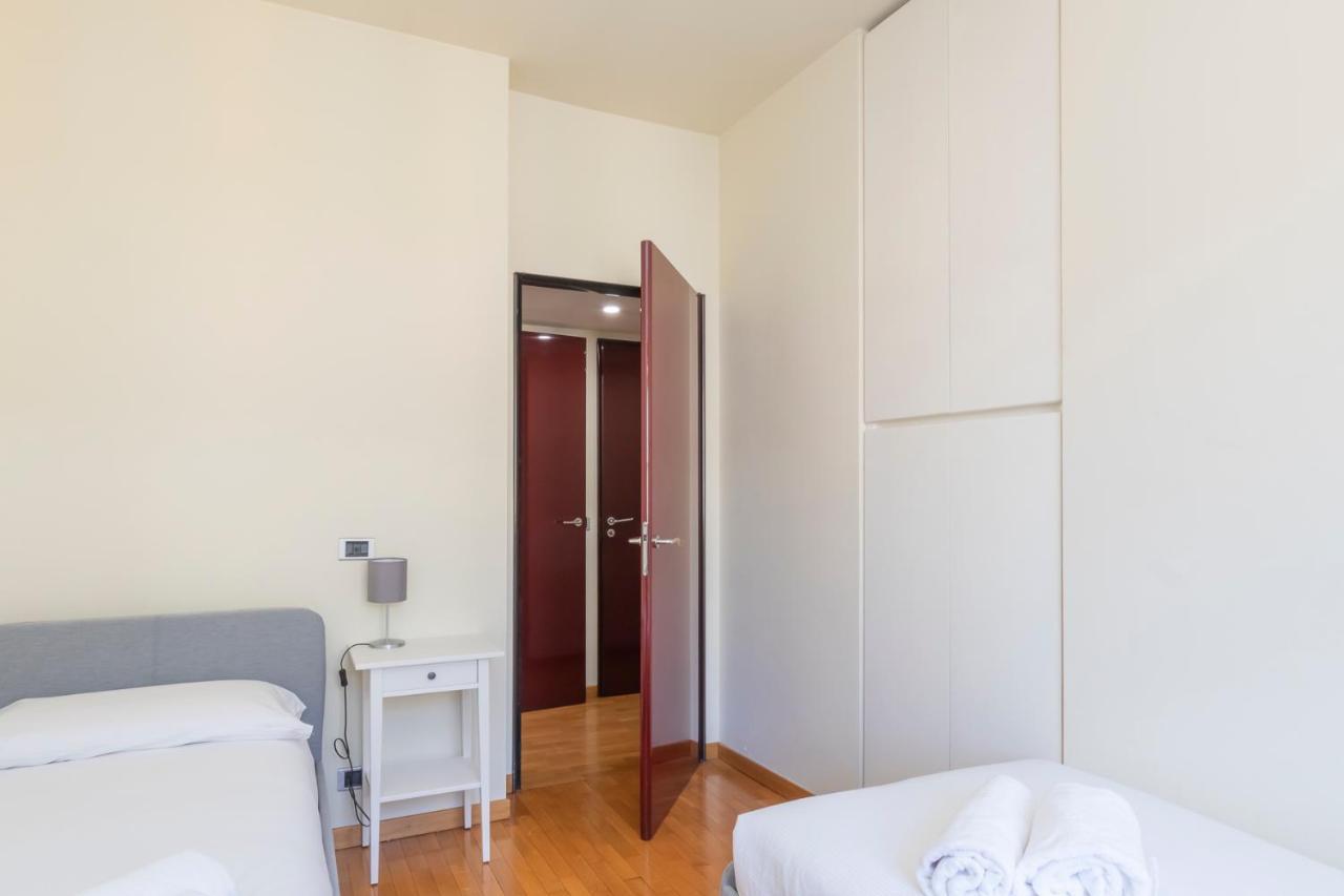 Ihost Apartment - Niccolini 21 Milan Bagian luar foto